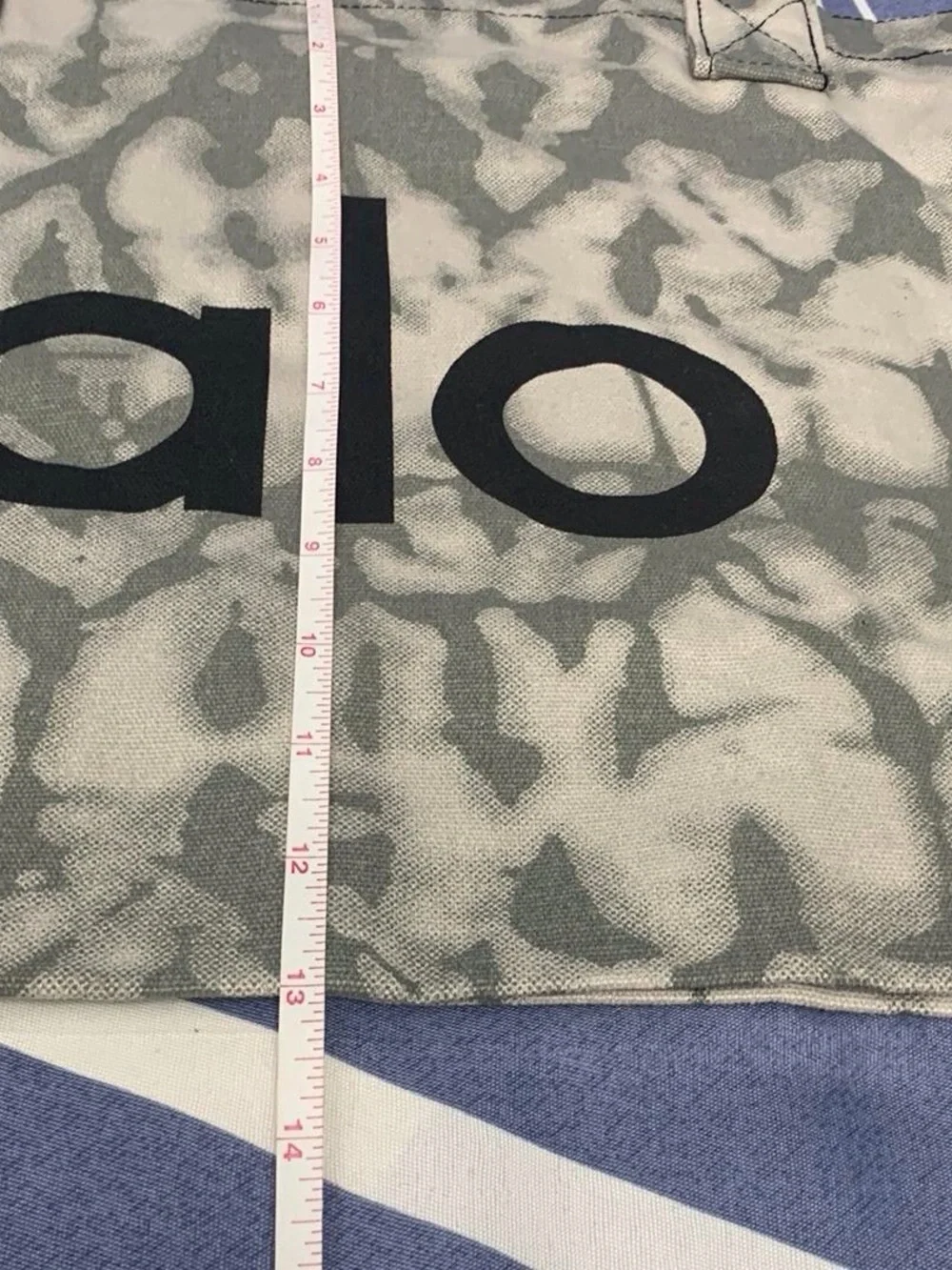 🍬ALO Yoga Tie-Dye Gray & White Canvas Tote